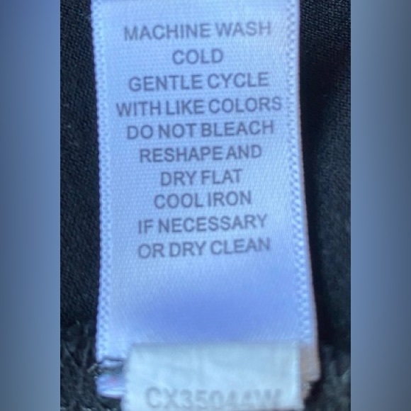 Crisscross Sheer Arm Asymmetrical Top Cable & Gauge Black - Picture 11 of 12